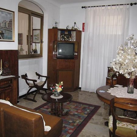 בורדיגרה Albergo Kristina מראה חיצוני תמונה