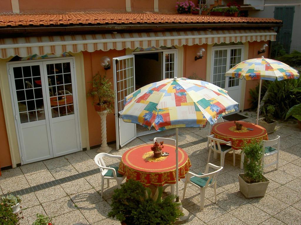 בורדיגרה Albergo Kristina מראה חיצוני תמונה