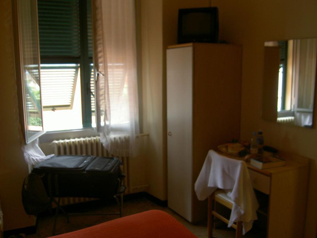 בורדיגרה Albergo Kristina חדר תמונה