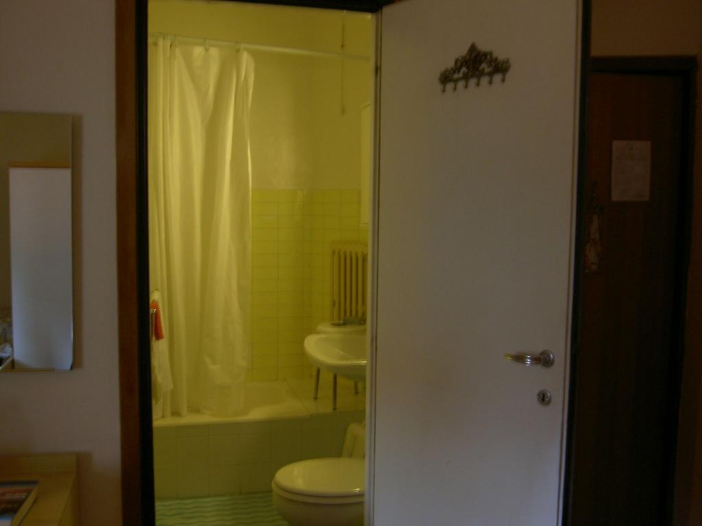 בורדיגרה Albergo Kristina מראה חיצוני תמונה