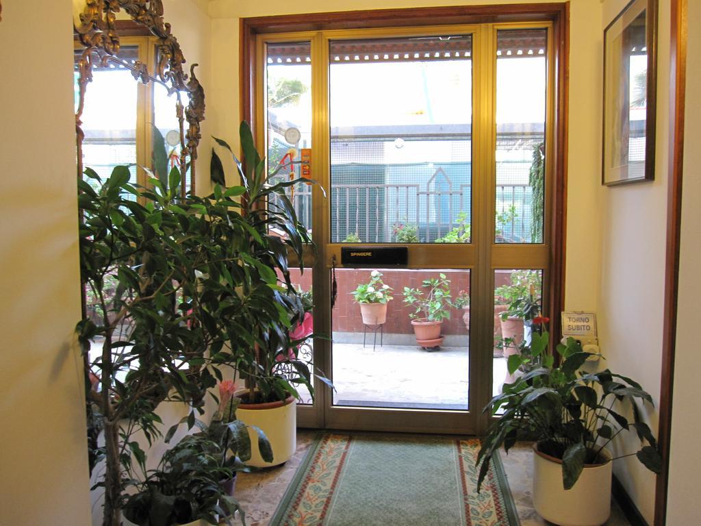 בורדיגרה Albergo Kristina מראה חיצוני תמונה