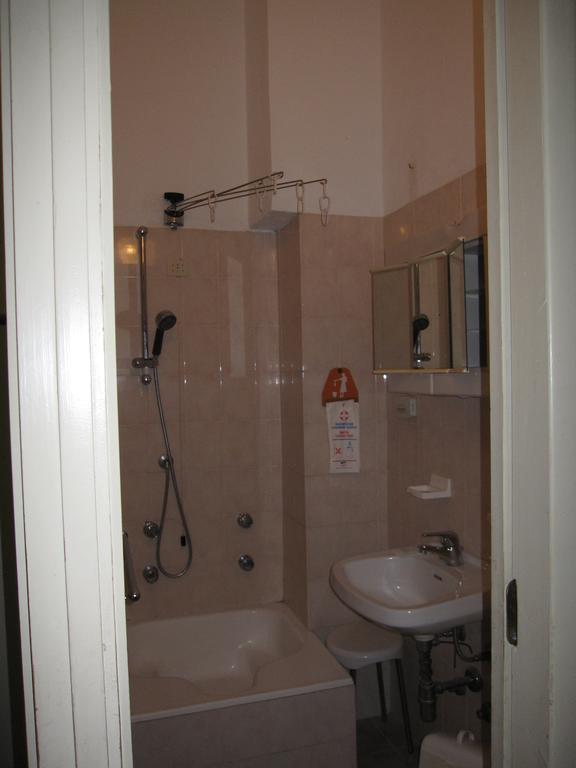בורדיגרה Albergo Kristina מראה חיצוני תמונה