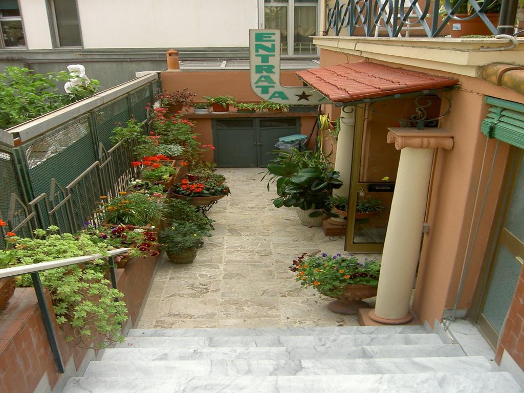 בורדיגרה Albergo Kristina מראה חיצוני תמונה