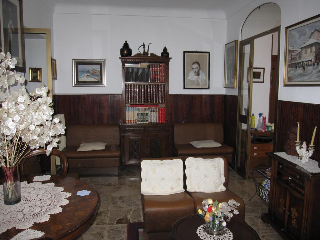 בורדיגרה Albergo Kristina מראה חיצוני תמונה